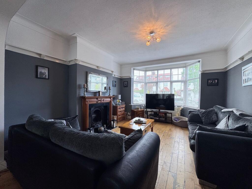 Sefton Avenue, Mill Hill, NW7, London